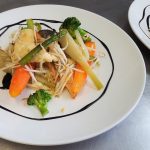 saumon sauce ciboulette et légumes